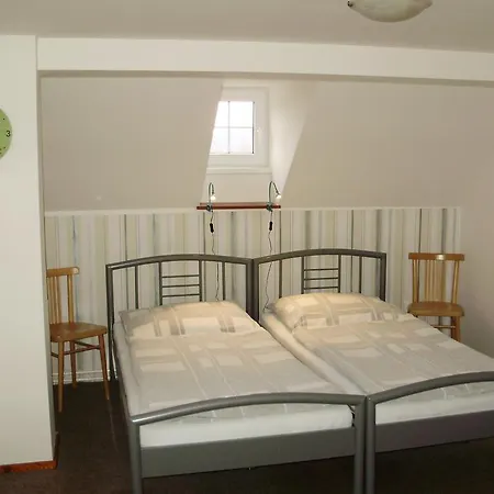 Ubytovani Doma 3*